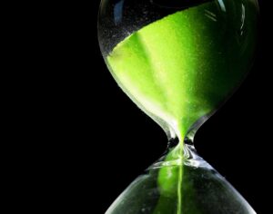 乗り換えタイミングを考慮した最適な移動方法は？