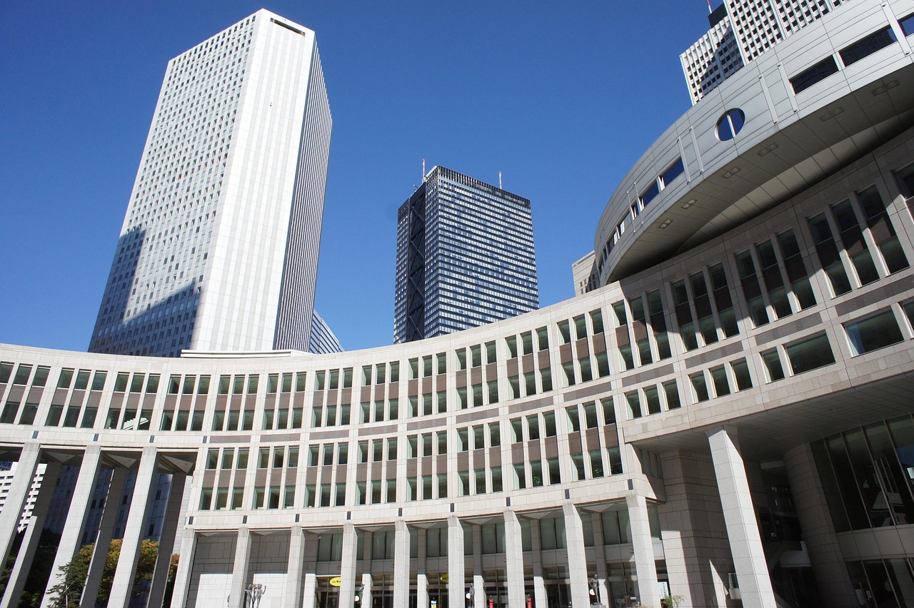 povoと他の格安SIMの違いは何ですか？