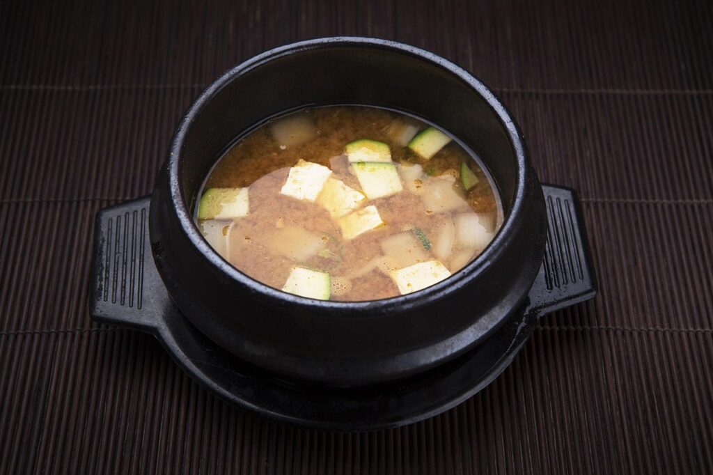 ahamoの名義変更はドコモからそのまま移行できる？