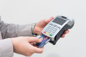 IIJmioの端末補償は必要か？比較検討してみた結果は？
