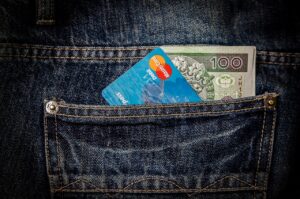 ahamo dカード特典でパケット増量する設定方法は？