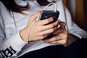 携帯料金の見直しで得られる節約効果は？